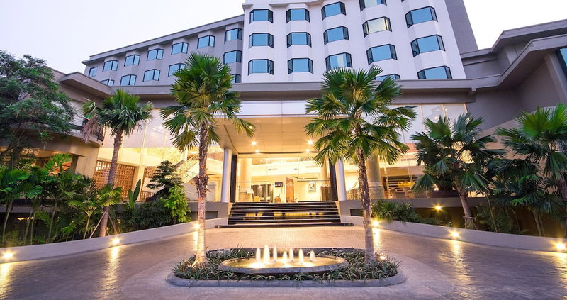 The Grand Riverside Hotel Phitsanulok, Phitsanulok, Thailand