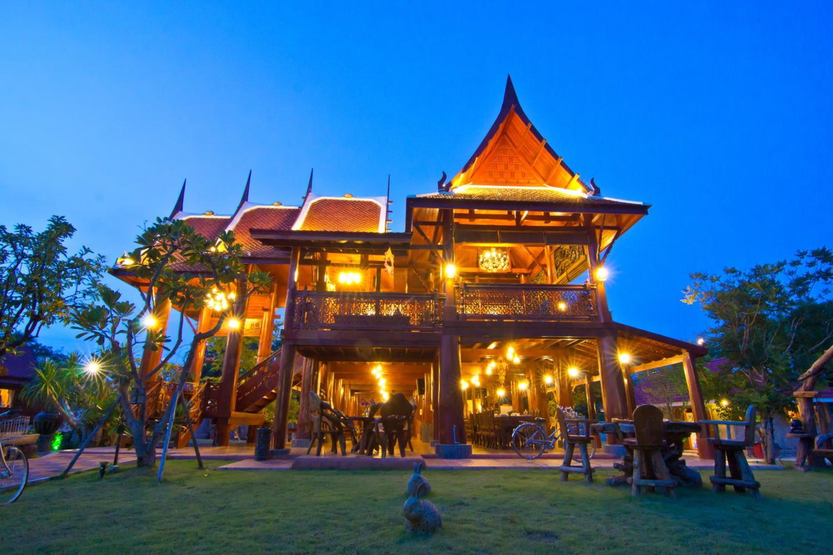 Hotel · Bueng Bua Thong Resort, Ban Huai Yai