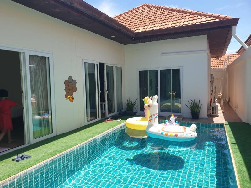 The Pool House Pattaya No.8, Pattaya South, Thailand