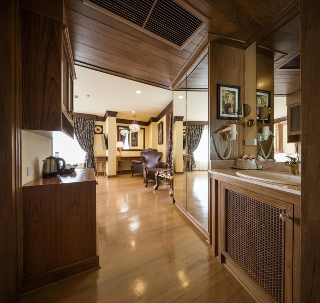 Peak Nimman Prestige Hotel, Chiang Mai, Thailand