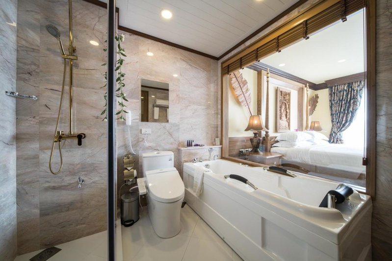 Peak Nimman Prestige Hotel, Chiang Mai, Thailand