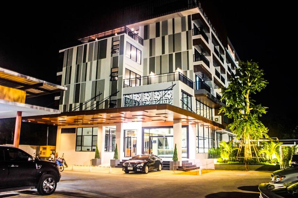AC Sport Center & Hotel, Thailand