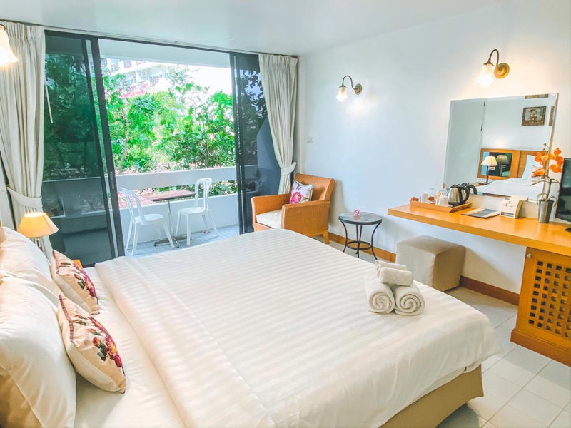 Nern Chalet Beachfront Hotel, Hua Hin, Thailand