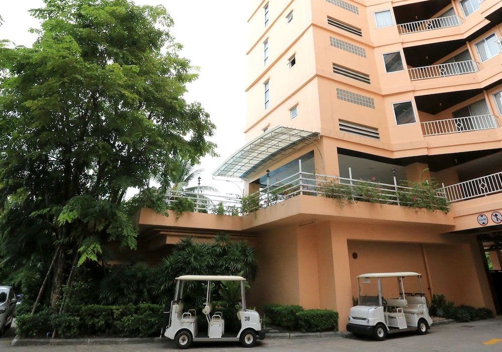 J - Town Serviced Apartments, Thailand