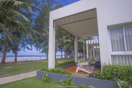 Chaolao Tosang Beach Hotel, Tha Mai, Thailand
