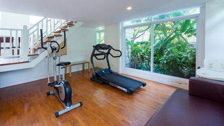 Baan Poolom Beachfront Condominium, Hua Hin, Thailand