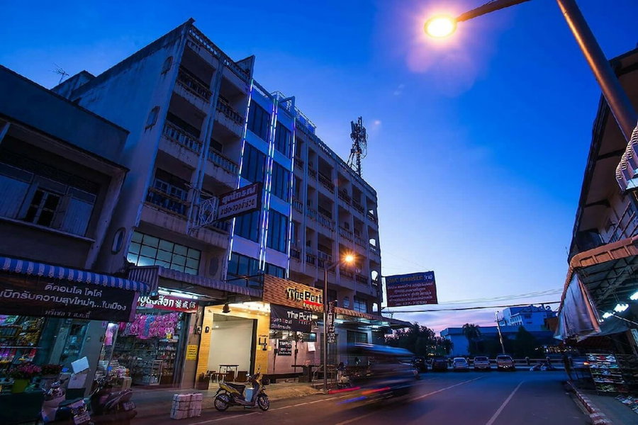 The Port Hostel By Suwatchai, Surat Thani, Thailand