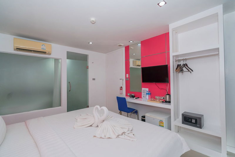 Patong Diamond Hotel, Patong, Thailand