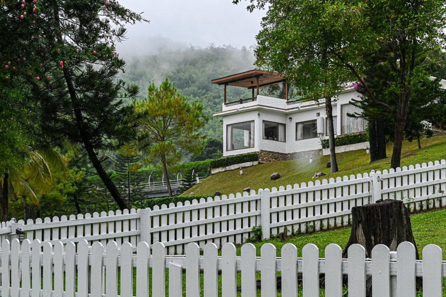 Swiss Valley Hip Resort, Suan Phung, Thailand