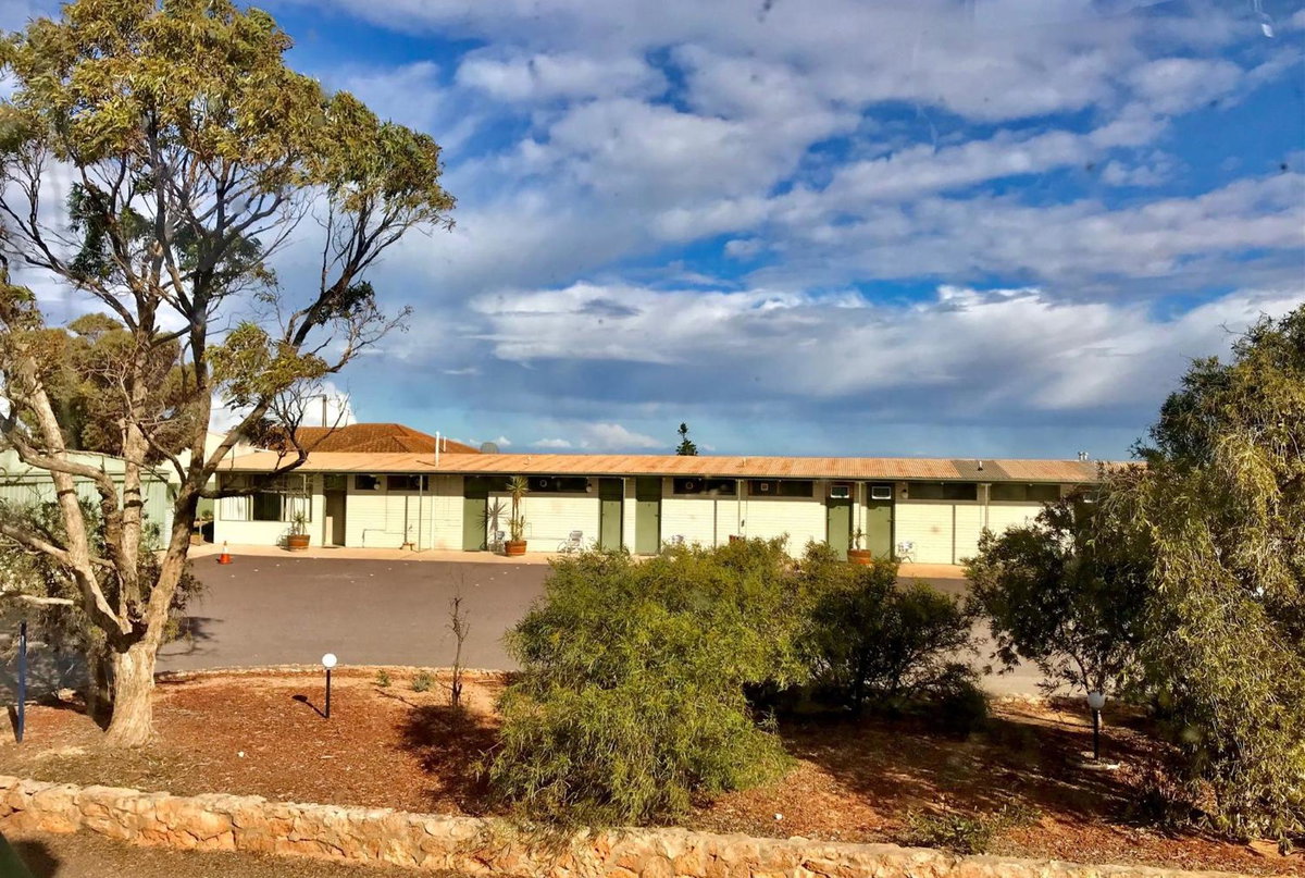 Highway One Motel, Australia