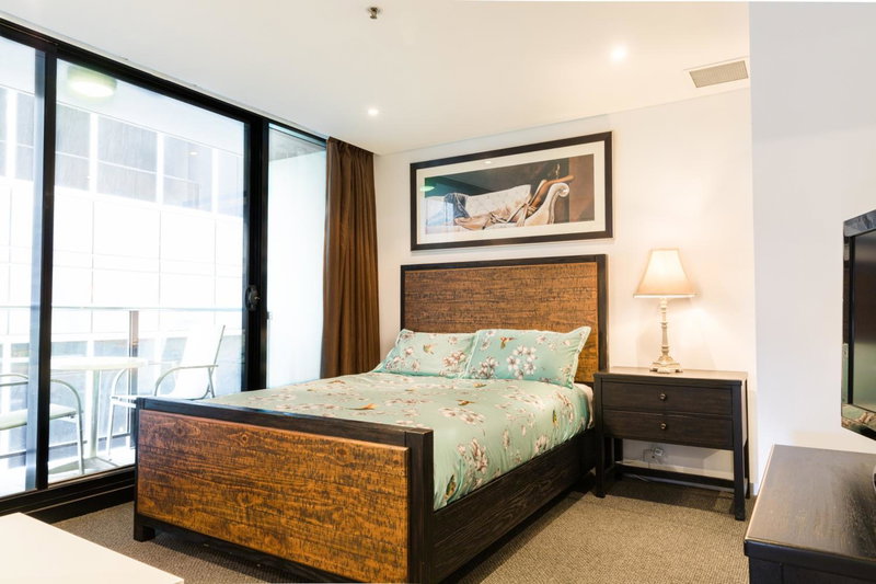 Luxury Oaks Horizons Apartment with a Pool, Adelaide, Australia