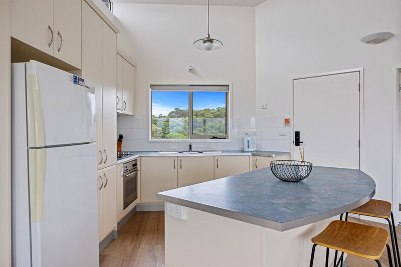 Beach Escape Penthouse 2 Bdr Apartment, Sandy Point, Australia
