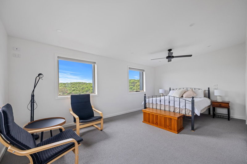 Beach Escape Penthouse 2 Bdr Apartment, Sandy Point, Australia