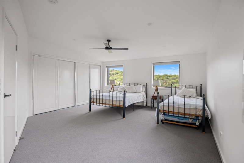 Beach Escape Penthouse 2 Bdr Apartment, Sandy Point, Australia