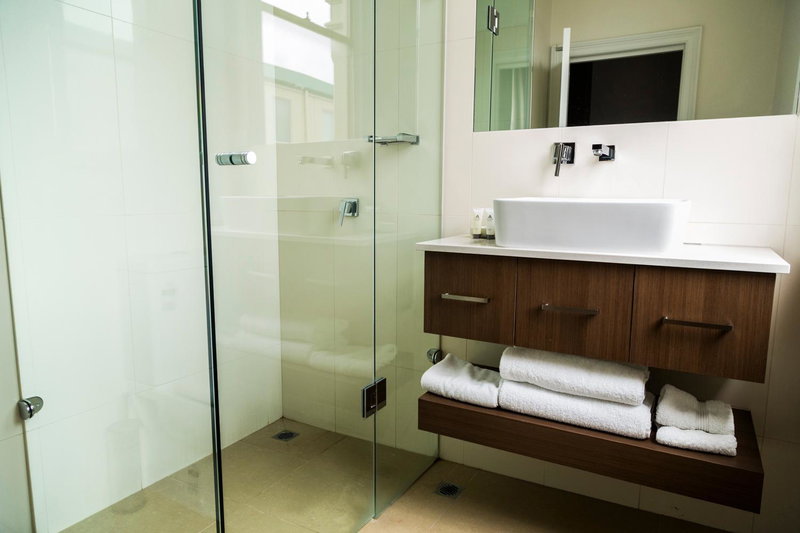 Simmers Serviced Apartments, Williamstown, Australia