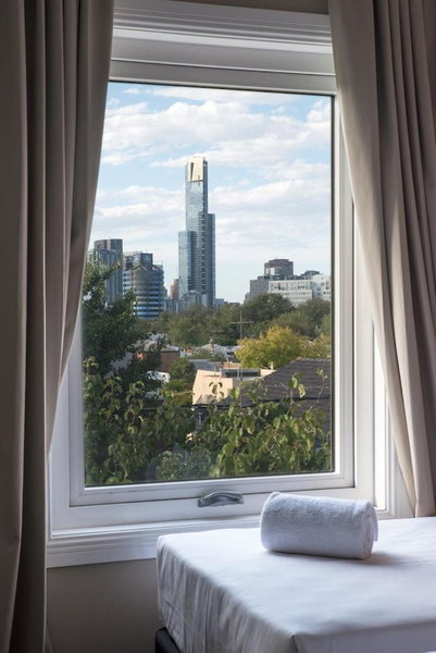 Lily Sands Inn, Melbourne, Australia