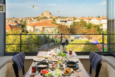 Cappadocia Fiesta Stone House, Merkez, Turkey