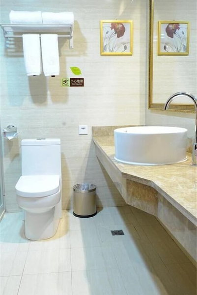 Vienna Hotel -Yantian Harbor, Shenzhen, China