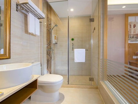 Vienna Hotel -Yantian Harbor, Shenzhen, China