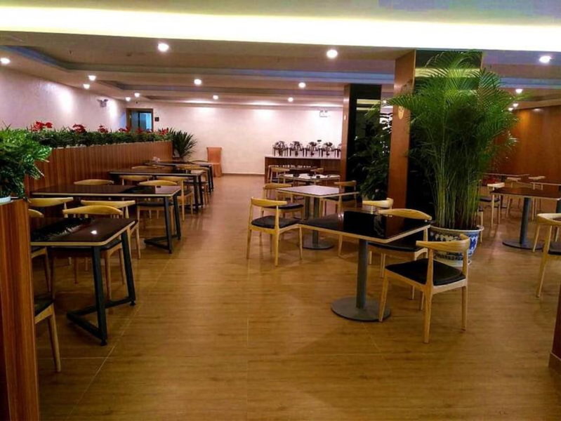 CNHOL Radient Hotel (Shenzhen Qianhai Branch), Shenzhen, China