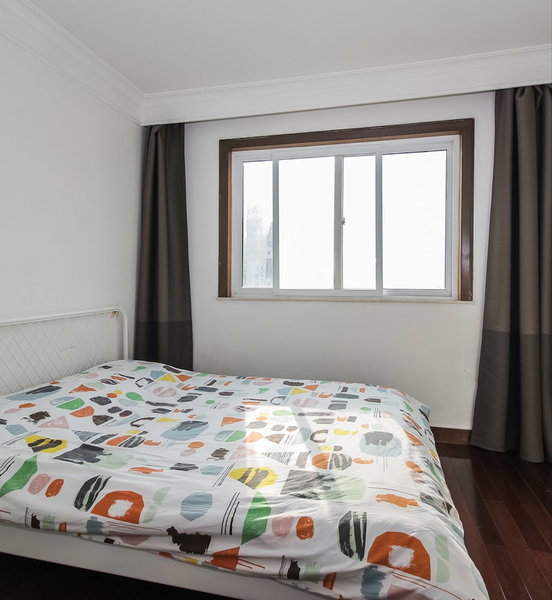 iFamily Apartment Hongfeng Branch, Shanghai, China