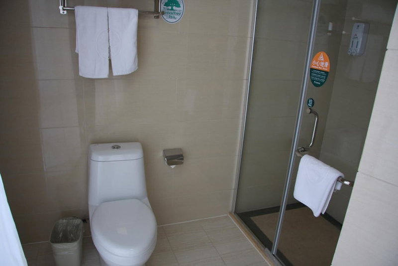 Greentree Inn Shanghai Songjiang Wanda Plaza Rongm, Shanghai, China