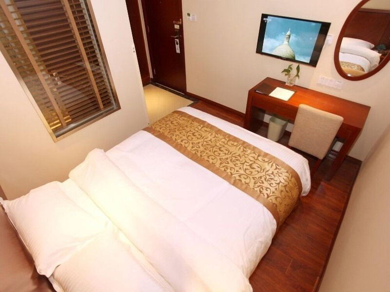 Greentree Inn Shanghai Songjiang Wanda Plaza Rongm, Shanghai, China