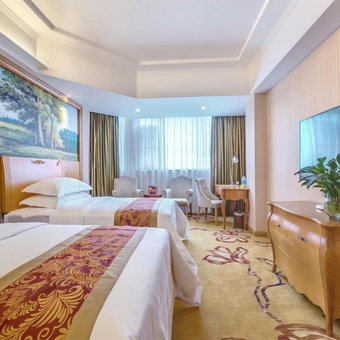 Vienna Hotel - Guilin Jichang Road Rongshan, Guilin, China