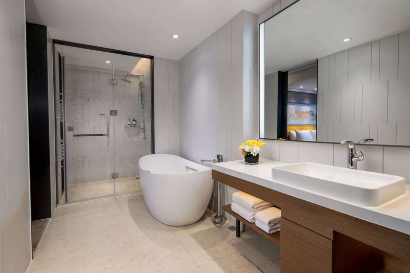 Ramada by Wyndham Wuhan Jiangan, Wuhan, China