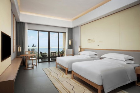 Sheraton Maoming Romantic Beach Resort, Maoming, China