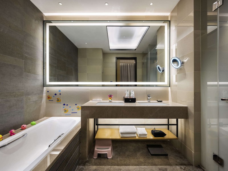 Novotel Hangzhou East Railway Station, Hangzhou, China
