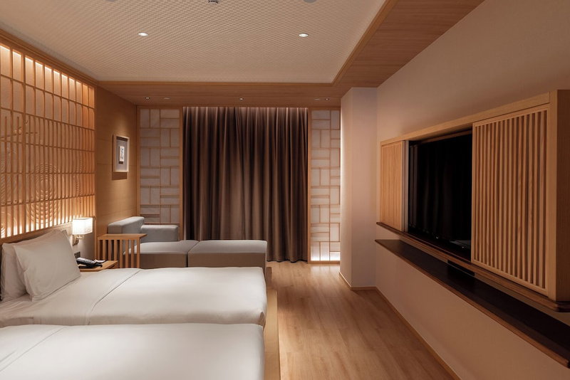Hyakumangoku Onsen Hotel, Shanghai, China