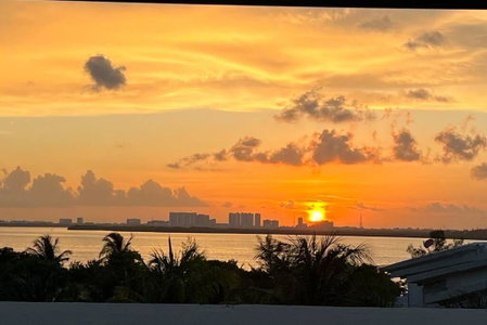 Dream penthouse with private rooftop and amazing views, Cancún, Mexico