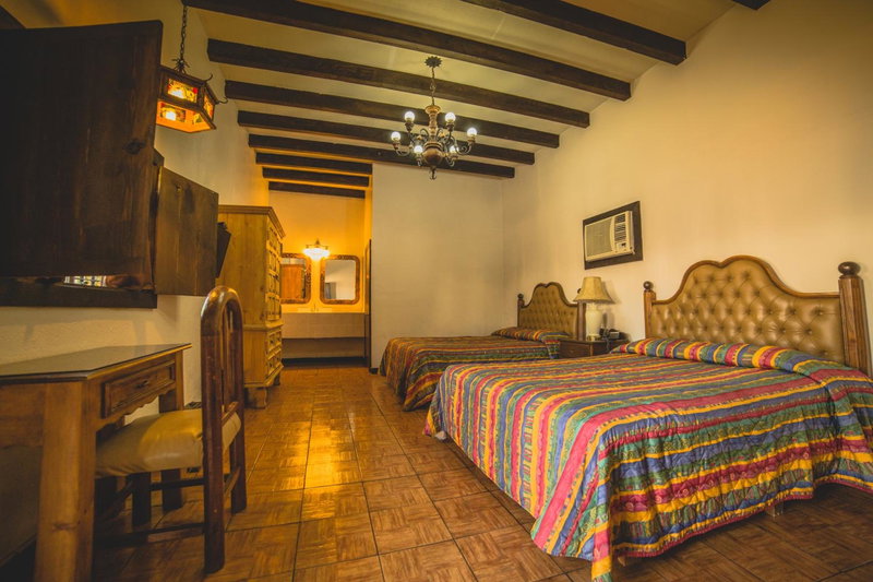 Hotel Cosmos Don Carlos, Mexicali, Mexico