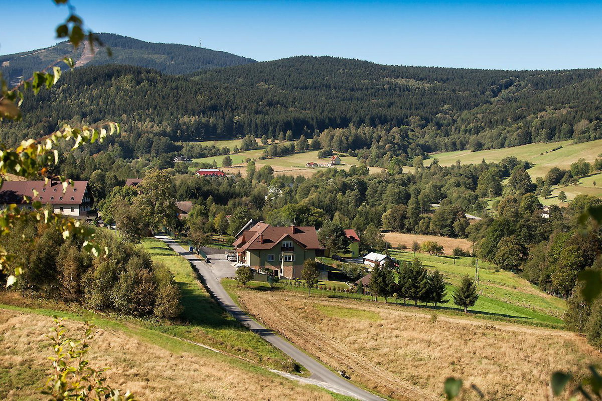 Villa Rosa, Poland
