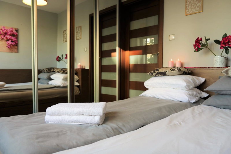 Stylish and spacious by Cooee Apartments, Warsaw, Poland