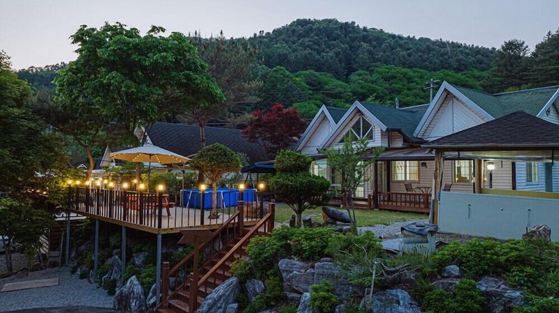 pu leun cho won ui jib, Gapyeong, South Korea