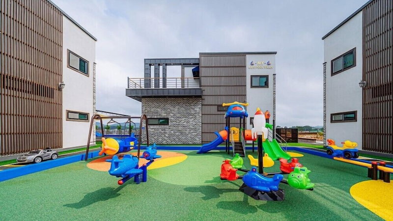 My Kids Pool Villa, Taean, South Korea