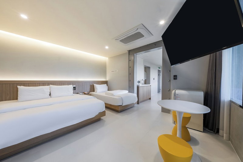 From H Browndot Hotel Gyeongju Yangnam, Gyeongju, South Korea