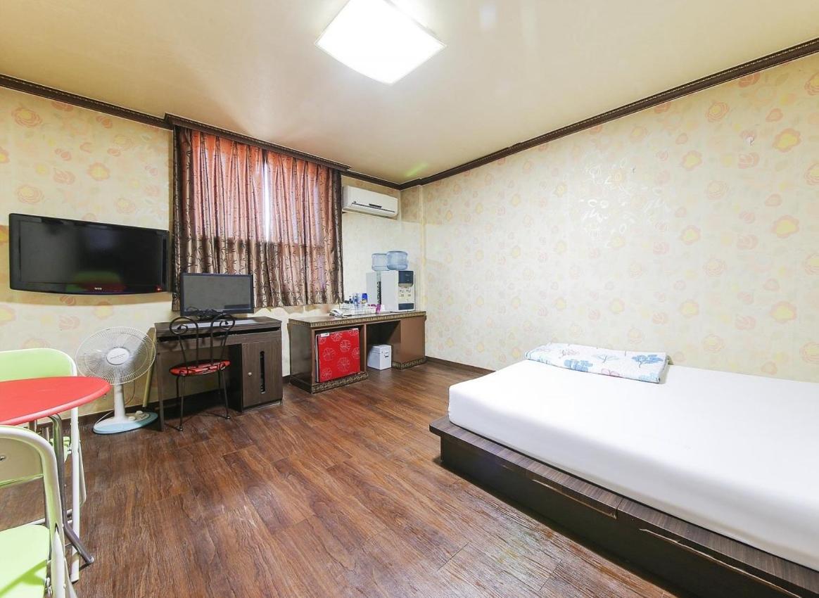 Hotel · Sangmu Motel Gwangju, Gwangju