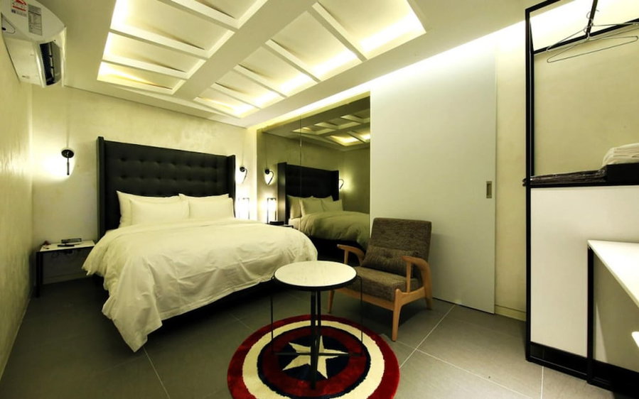 Hotel California Samsung, Seoul, South Korea