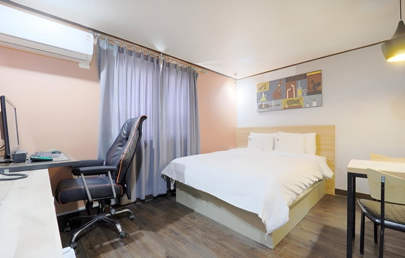 Anyang Donkey Hotel, Anyang, South Korea