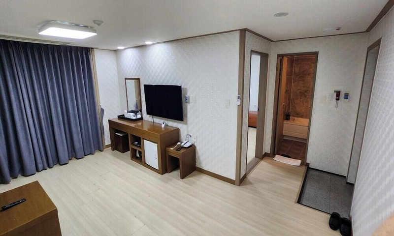 Daecheon Mud Beach Hotel, Boryeong, South Korea