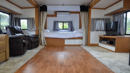 Seogwipo Pyoseoncaravan, Seogwipo, South Korea