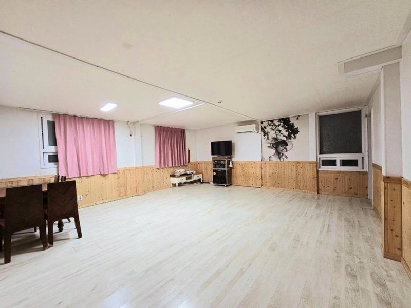 Eulwangri Suwanee Pension, Incheon, South Korea