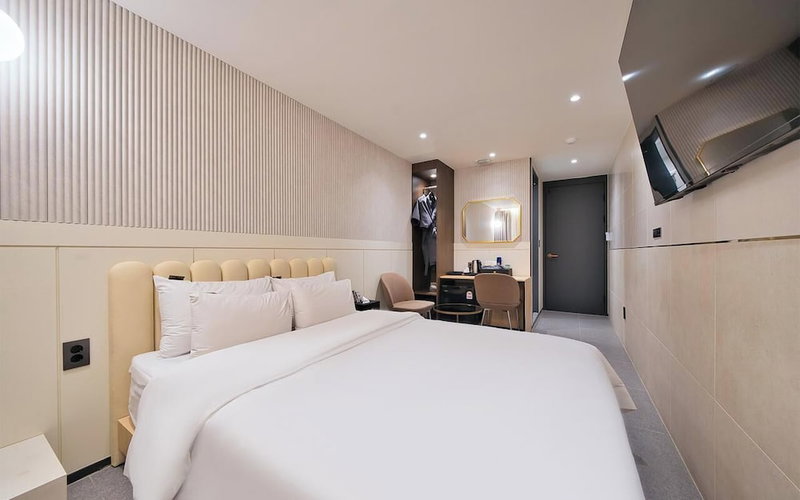 Suwon Hound Hotel, Suwon, South Korea