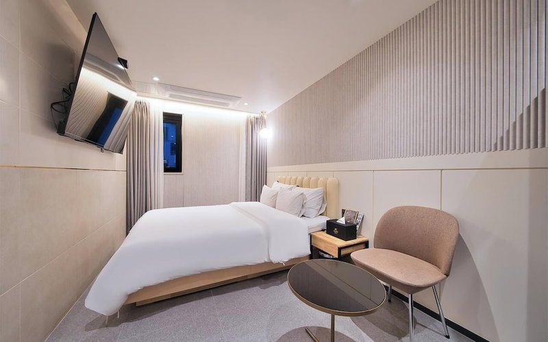 Suwon Hound Hotel, Suwon, South Korea