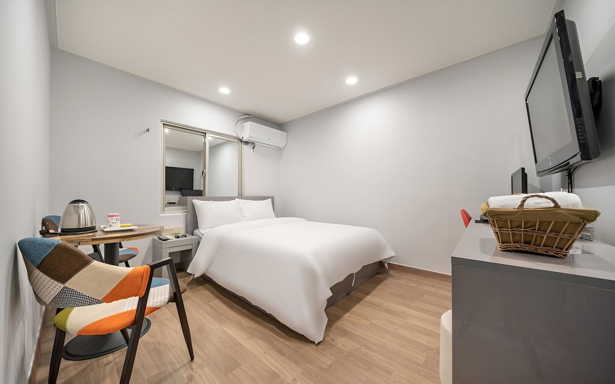 Suwon SR Hotel, South Korea