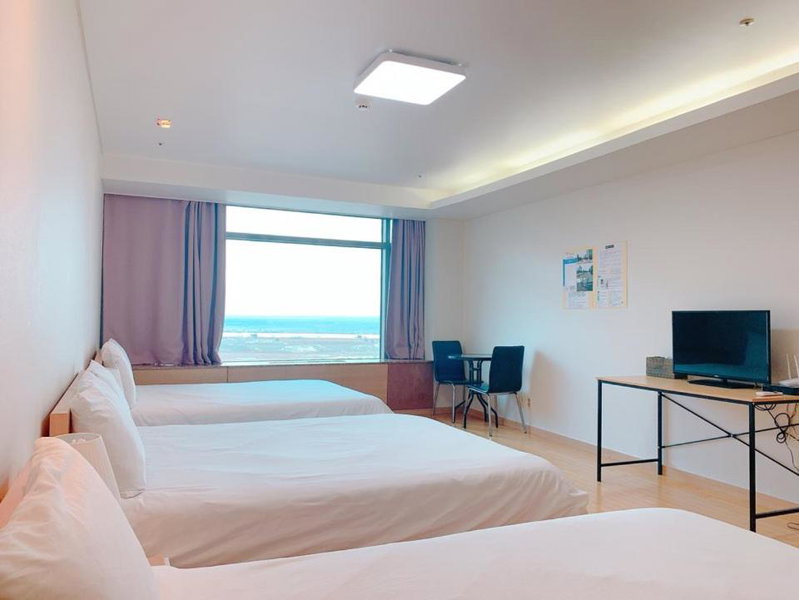 Incheon Airport Gogo House, Incheon, South Korea