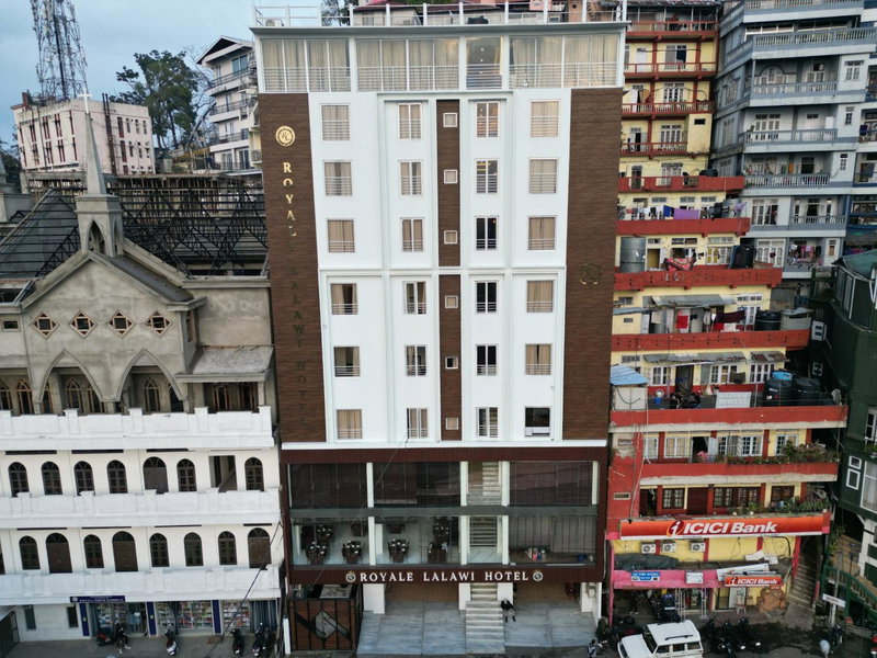 Royale Lalawi Hotel, Āīzawl, India